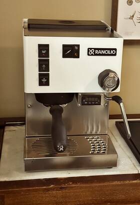 Baratza 810002436352 Rancilio Silvia Espresso Machine With Pid Temperature Control White