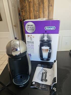 Edg200t Delonghi Nescafe Dolce Gusto By Comes With Box And Manual
