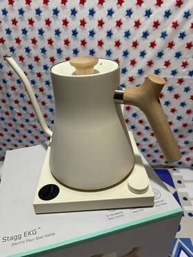 Eecr1a203006643 Fellow Stagg Ekg Electric Pour-over Kettle Cream Maple