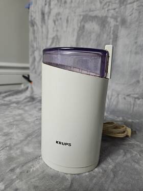 A1-322 Krups Vintage Fast One Touch Coffee Bean Mill Grinder Type 203