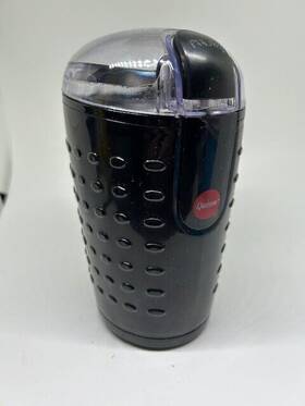 E472877 Quiseen Onetouch Electric Coffee Grinder For Household Use Only Good Condition