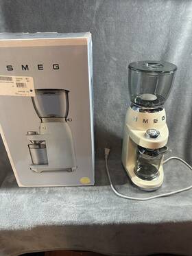 Cgf01crus Smeg Retro Style Coffee Grinder - Cream