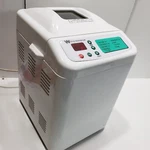 White Westinghouse Automatic Bread Maker Model WTR-4400 Wheat 1.5 Loaf. Fixed Price $64.99.