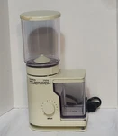 Vintage Braun Aromatic Burr Coffee Espresso Mill Grinder 4045 KMM20 German Made. Fixed Price $45.99.
