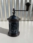 Tre Spade & Barrel Style Coffee Grinder Mill Gun Metal Black Hand Crank. Fixed Price $48.50.