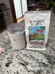 White-westinghouse Coffee Grinder Electric WCM12ES With Oz Red Rooster. Fixed Price $9.99.