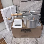 Great Northern Popcorn Company 6.5 Qt Twister Campfire Stovetop Crank Camping. Fixed Price $19.99.