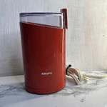 Vintage Krups Fast One Touch Coffee Bean Mill Grinder #203 Red. Fixed Price $25.99.
