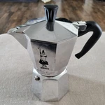 Bialetti Moka Express Stovetop Espresso Coffee Maker Made In Italy. Fixed Price $25.00.