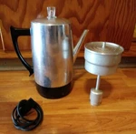 Working West Bend Cup Automatic Percolator Electric Coffee Pot Complete 29366. Fixed Price $34.99.