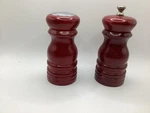 Mr Dudley Red Wood Salt Pepper Grinder Mill Set Kitchen 4.5" Height. Fixed Price $9.59.