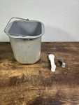 Hitachi Bread Machine Loaf Pan With Paddle HB-B101, HB-B102, HB-B201, HB-B301. Fixed Price $24.49.