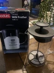 Bodum 1446-01US4 Latteo Manual Milk Frother 8 Ounce Black. Fixed Price $8.40.