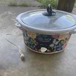 Pioneer Woman Hamilton Beach Multicolor Floral Ceramic Electric Slow Cooker. Fixed Price $39.44.