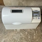 Zojirushi BBCC-V20 White Bread Machine W/ Paddles Lb Loaves Tested. Fixed Price $124.88.