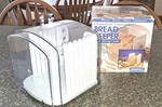 Progressive International Bread Keeper W/ Slicing Guide GBK-9 Clearly Fresh Euc. Fixed Price $13.99.