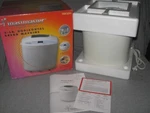 Toastmaster 2LB Horizontial Bread Maker Machine Model TBR20H Excellent. Fixed Price $69.99.