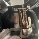 Bialetti Venus 4-CUP Espresso Coffee Maker. Fixed Price $25.00.