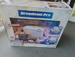 Breadman Pro Tr -850 Automatic Maker 2LB Capacity. Fixed Price $79.90.